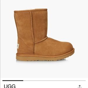 Ugg classic short ii toddler size 7 nwt